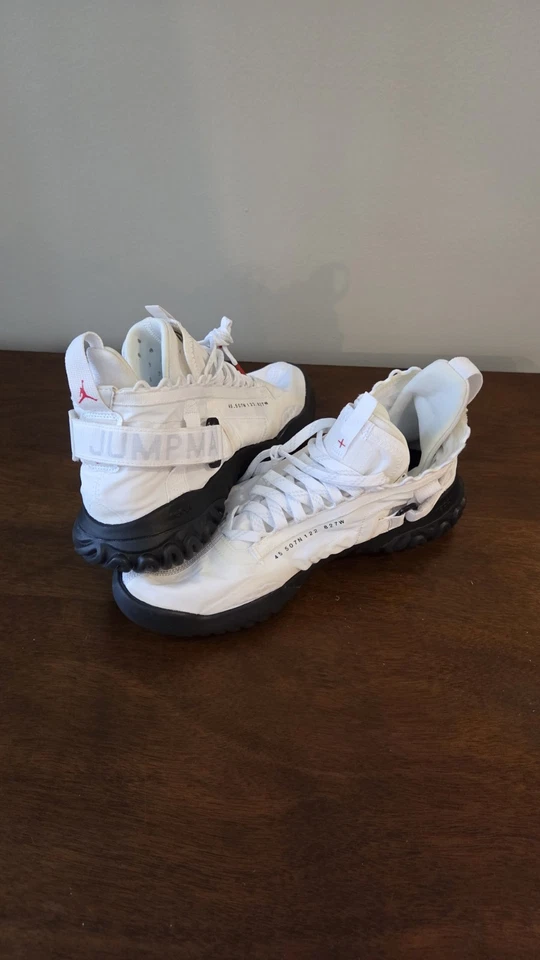 Zapatos Air Jordan Proto React nuevos con etiquetas Foto 2 de 4