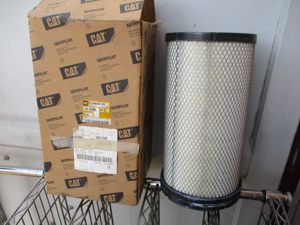 Genuine OEM Caterpillar 6I-2506 Radial Seal Air Filter - Image 3 of 3