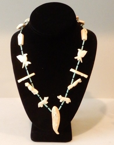 Vintage Zuni 30" Fetish Necklace, 15 Fetishes + Turquoise - Picture 3 of 22