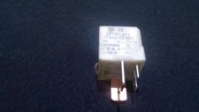 Volkswagen Passat 1997 Relay module 357911253, 103 #263088-50
