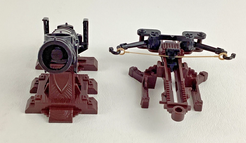 Weapons & Warriors Castle Combat Game Replacement Parts Vintage 1995 Pressman - Image 2 of 4