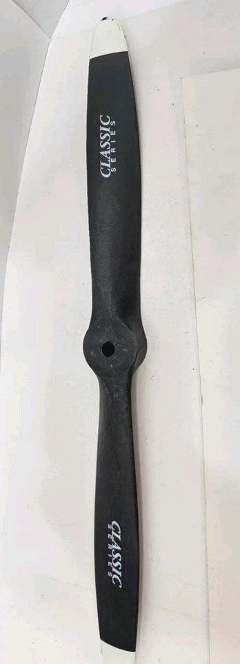 Master Airscrew/Windsor Propeller Classic Nylon Propeller 20" Classic Series  - Image 4 of 4