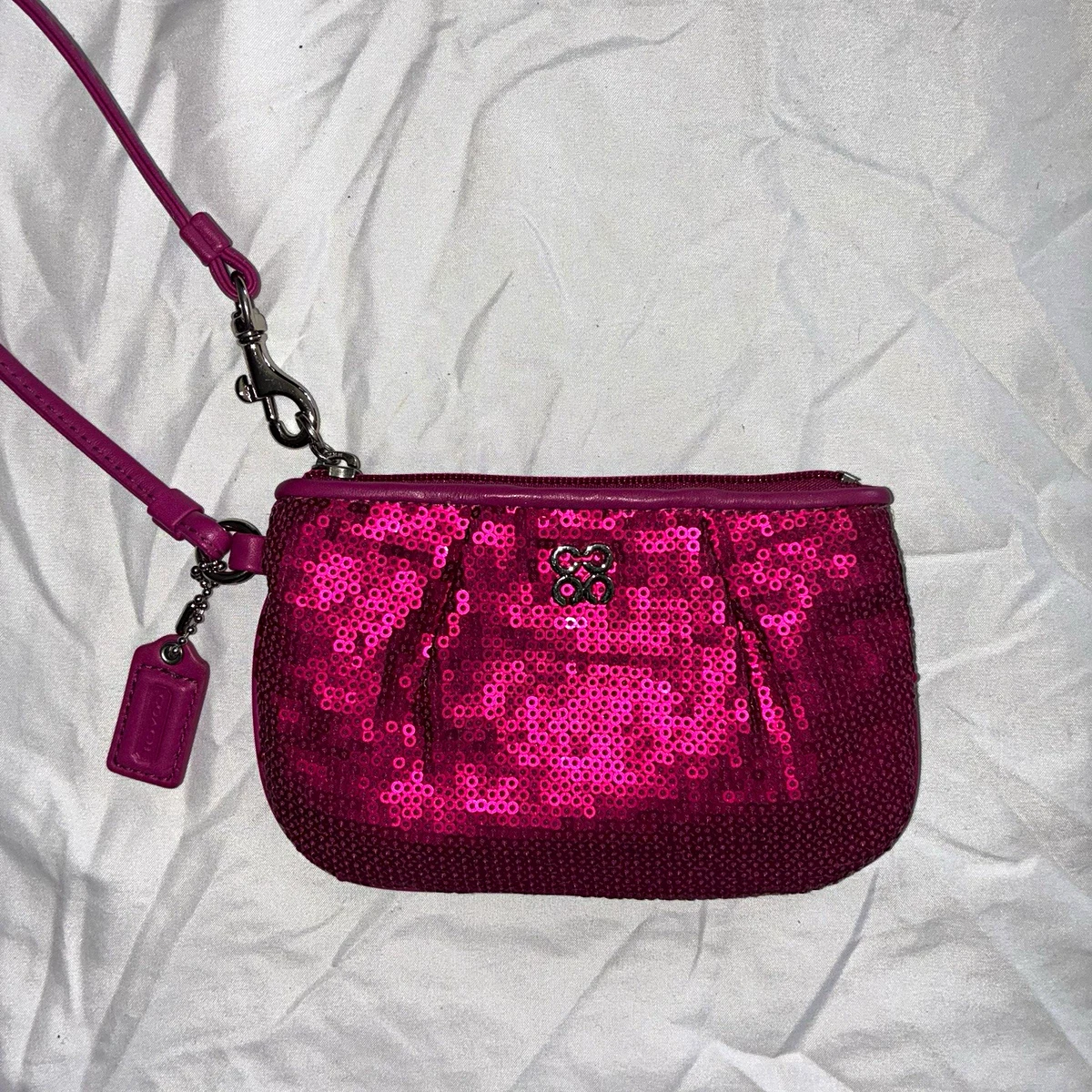 バッグ Coach Poppy Sequin Pouch with Chain Coach Poppy Sequin Small Bags & Handbags for Women for sale | eBay