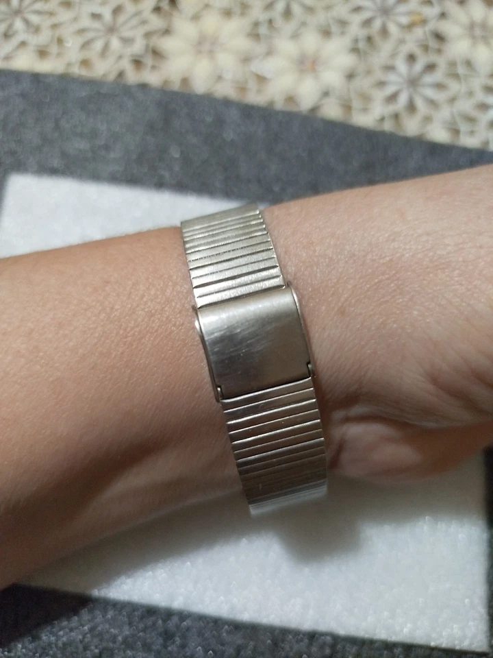 Orologio Analogico E Digitale vintage Taito - Immagine 3 di 4