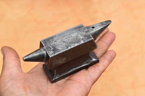 Vintage Iron Miniature silversmith jewelry hardy Double Horn anvil Paper weight - Picture 2 of 11