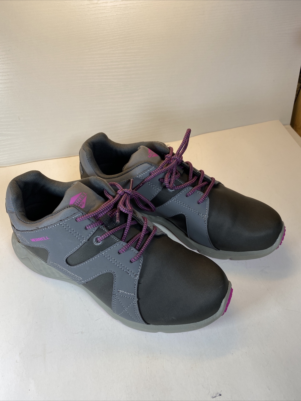 Merrell Women's Pro Non Slip Select Grip Shoe Size J17760 EUC!