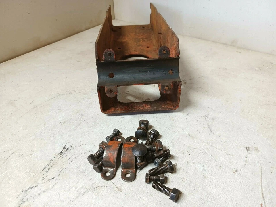 Tractor de jardín Simplicity Walk Behind modelo-M-1 S/N 33672 base de motor Foto 3 de 4