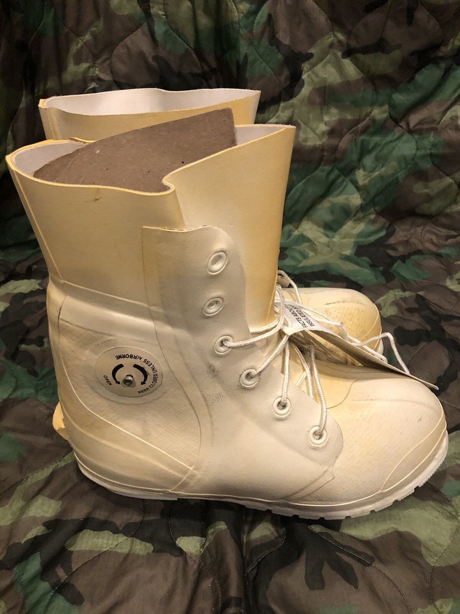 US Military Extreme Cold Weather White Micky Mouse Bunny Boot with