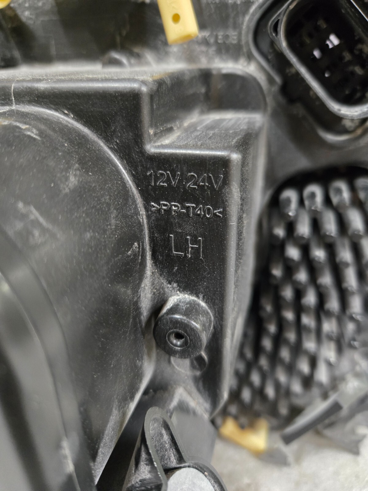 2011-2016 Bentley Mulsanne Left LH Driver Side Headlight Assembly 3Y1941015R OEM