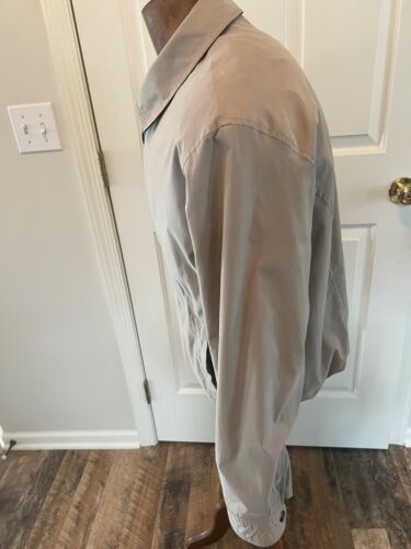 Claiborne Mens Outerwear Microfiber Bomber Jacket Pockets Collar Tan Medium - Picture 3 of 7