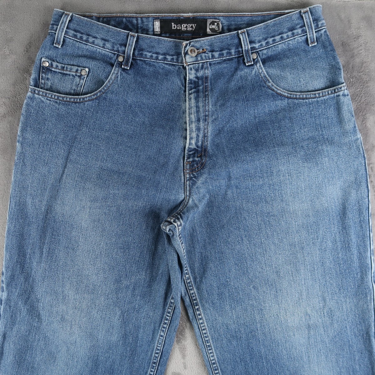 Vintage 90s Levis Silvertab Baggy Jeans Size 38x34 (Actual 36x33