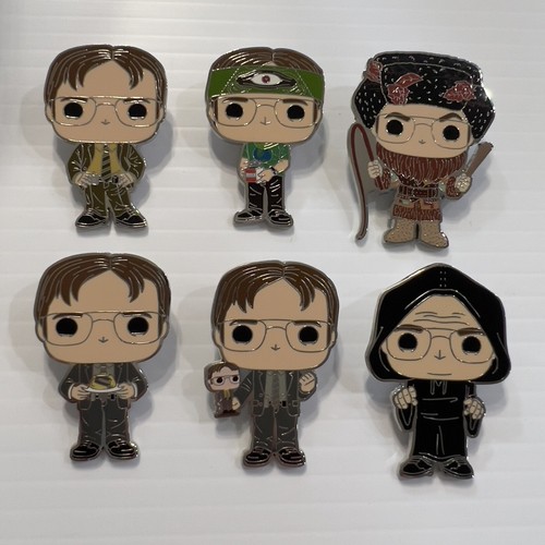 Set completo di 6 spille smaltate The Office Dwight Schrute travestimenti Funko POP moscerino - Foto 2 di 12