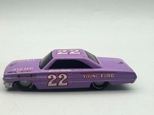 Racing Champions Vintage Racing 1964 Ford Galaxie, #22 Fireball Roberts, 1:64