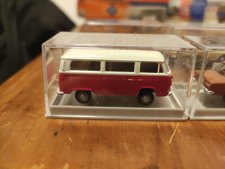 brekina 1:87 Set 8 Vetture Fiat VW Alfa Opel per Plastico Ferroviario - Immagine 2 di 4