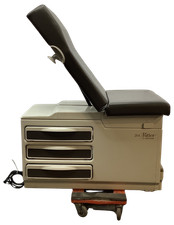 MIDMARK RITTER 204 MANUAL EXAMINATION TABLE WITH 3 DRAWERS