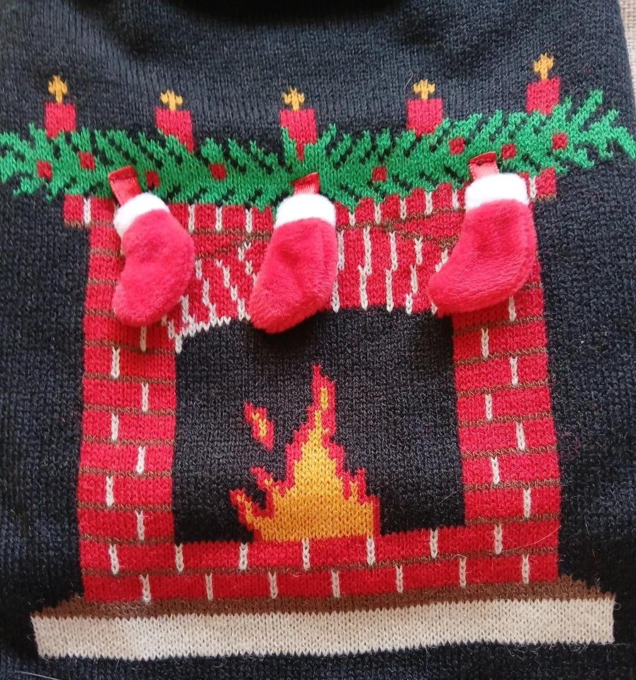 SMALL Christmas Holiday Pet Sweater Fireplace/ Hanging Stockings Black/red - Image 3 of 4