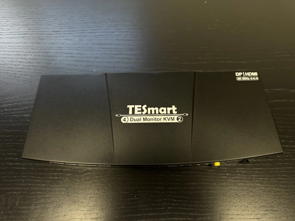 Interruptor KVM HDMI TESmart 2 Monitores 2 Computadoras 4K@60Hz USB 2.0, Doble Monitor KVM Foto 3 de 4