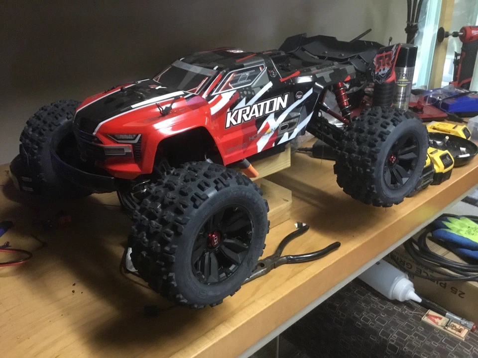 Kraton  By ARRMA 6S EXB  - Image 2 of 4