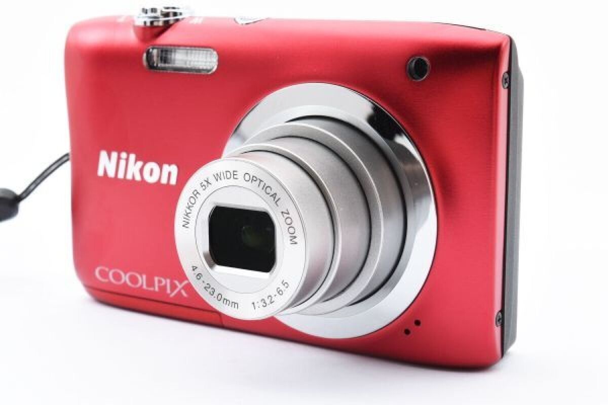 Nikon COOLPIX A100 RED 5X Optical 20.0MP Digital Camera Nikon COOLPIX A100 RED 5X Optical 20.0MP Digital Camera