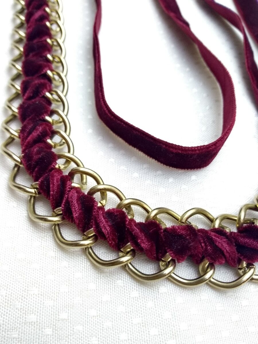Vtg Crushed Velvet Gold Chain Belt Burgundy Dressy Western Vtg Crushed Velvet Gold Chain Belt Burgundy Dressy Western