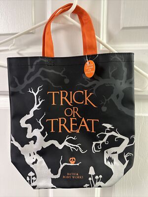 Bath Body Works Halloween 2022 Trick or Treat Reflective Glow Candy Bag 