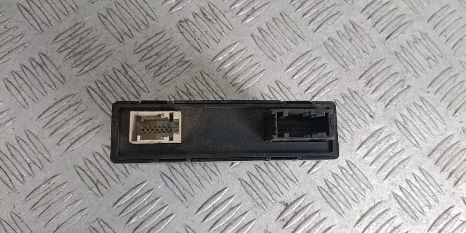 Opel Vectra C PDC Control Module 13181070 0263004031 ID51005 - Imagen 3 de 3