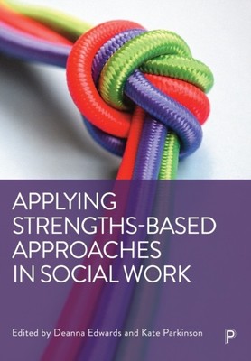 APPLYING STÄRKEN BASED APPROACHS (Taschenbuch / Softback)