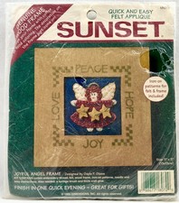 NEW 1995 Sunset Joyful Angel Frame 18072 Felt Applique Kit 5x5 Picture Vtg 17672