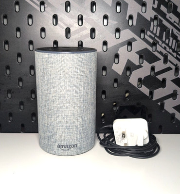 Amazon Echo 2. Gen Grau Alexa Smart Lautsprecher mit Bluetooth - getestet und funktionsfähig