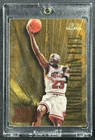 MICHAEL JORDAN 1995-96 SKYBOX PREMIUM #L1 LARGER THAN LIFE BULLS VG CONDITION
