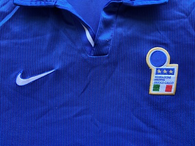 セール！イタリア代表 Nike 1998W杯 サッカーシャツ Mサイズ　ホーム イタリア代表 1998年 ホーム サッカーユニフォーム UK製 NIKE W