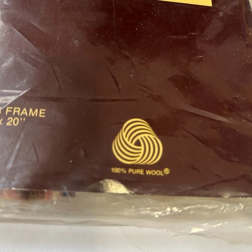 2 SUNSET Stitchery Kits #2605 Bear With Us & #718 Let Us Give Thanks Wolle - Bild 17 von 17