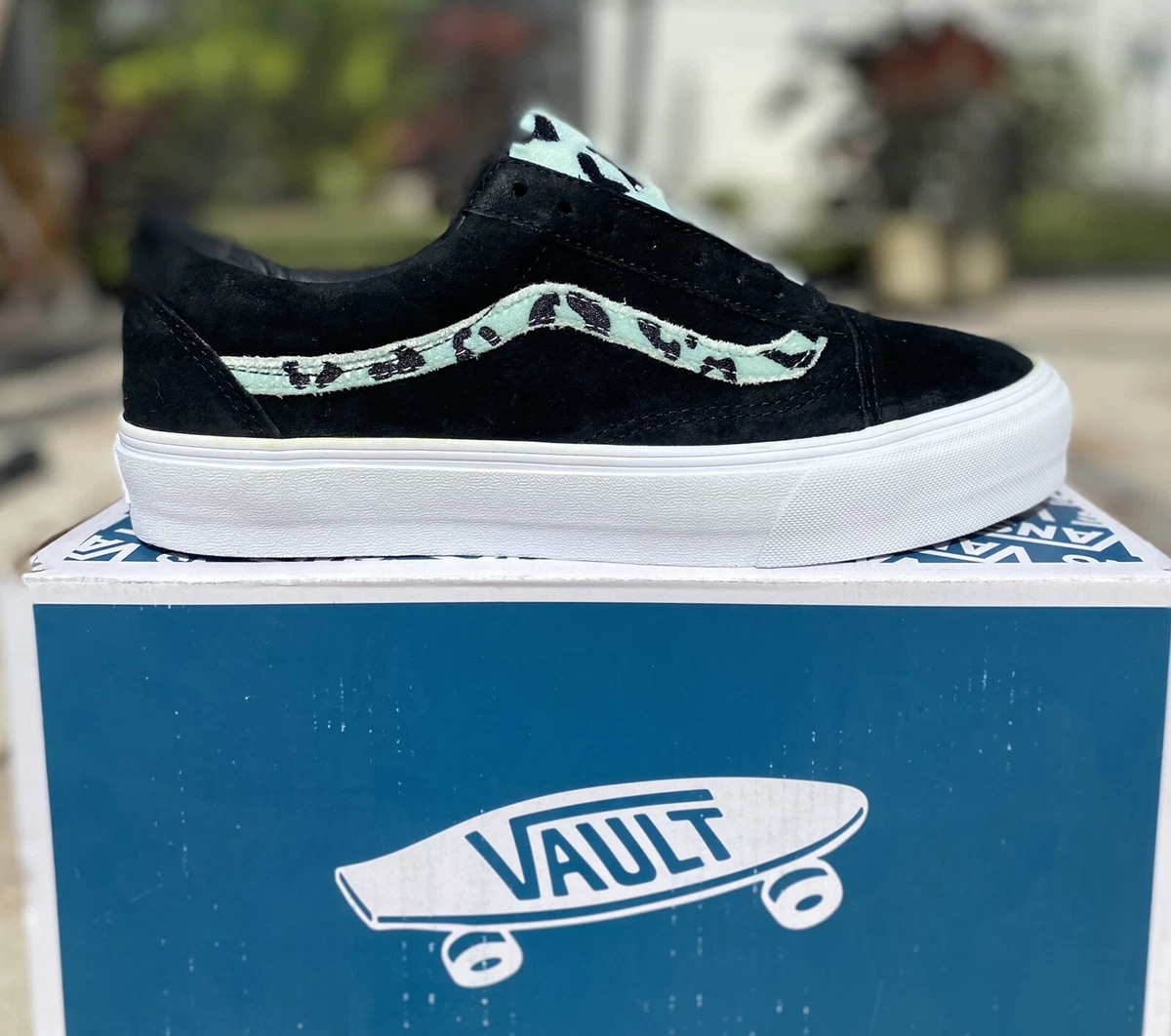 Foto sepatu 2025 vans leopard