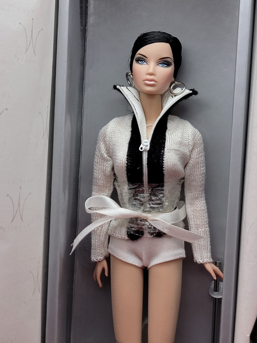 Barbie - Kyori  Sato    ファションロイヤリティー Integrity Toys Fashion Royalty Kyori Sato Glam Slam By Jason