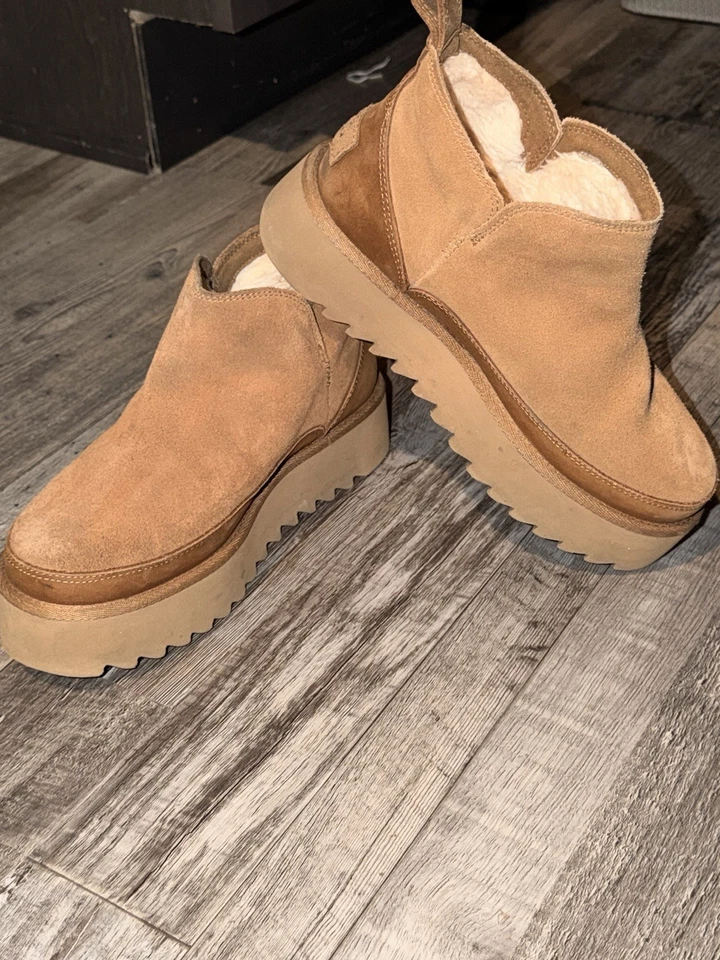 BOTA UGG MUJER ALINA ULTRA MINI PLATAFORMA TALLA US 5 GAMUZA CASTAÑO/LANA UE 36 Foto 3 de 4
