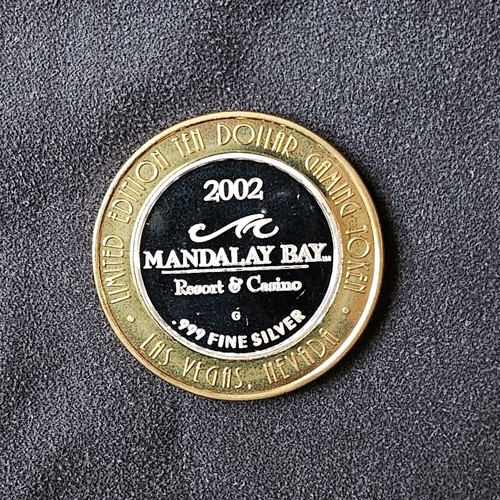 2002 Mandalay Bay Casino .999 Fine Silver Strike $10 Token (Thresher Shark)
