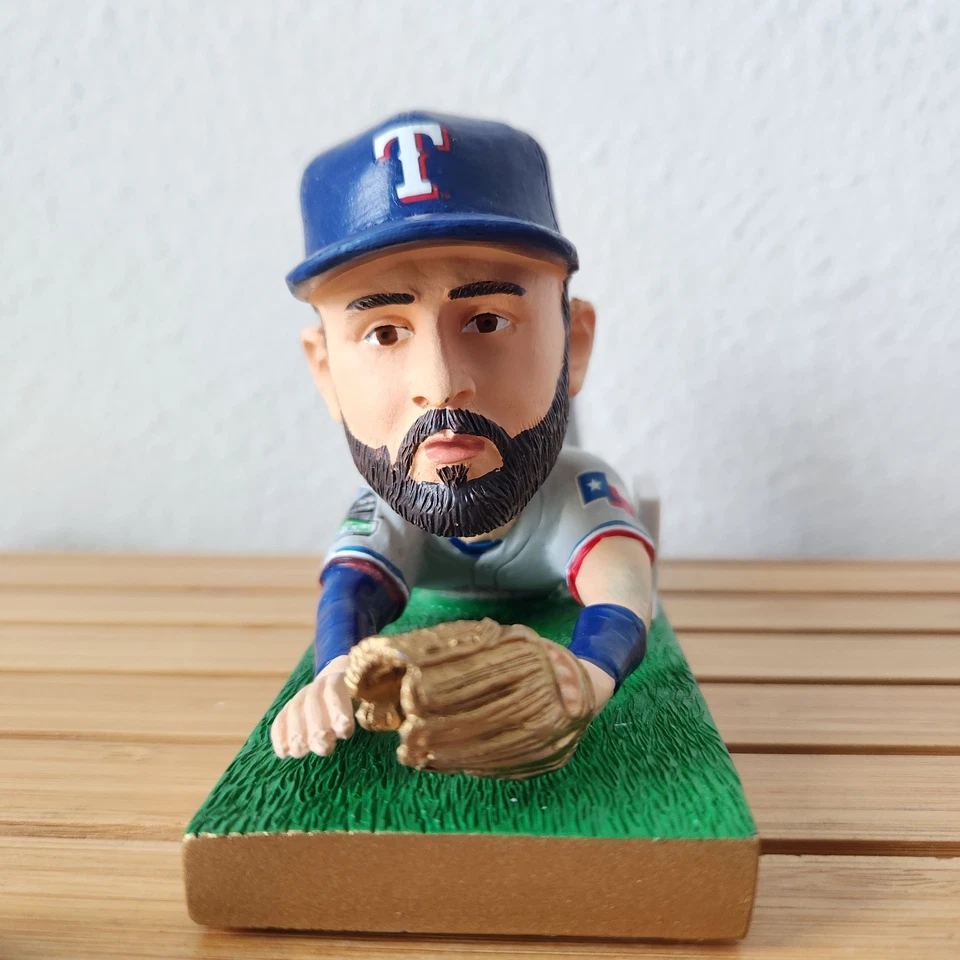 Guante de Oro Joey Gallo Rawlings Premio Bobblehead 2020 Texas Rangers Right Field Foto 4 de 4