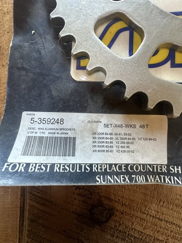 Roda dentada traseira Sunstar Works Triplestar Alum 520-48T Honda Yamaha 5-359248 CO - Imagem 2 de 3