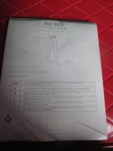 2 Pack DAY SHEER Vintage NUDE Nylon SEAMLESS STOCKINGS - Size B - 95 to 140 lbs - Picture 2 of 2
