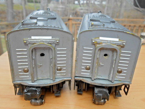 Postwar Lionel UNION PACIFIC 2023 ALCO A-A Diesel Units . . Silver 1951 . . VG - Picture 4 of 16