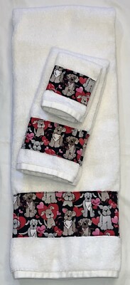 Valentines Day Bathroom Decor Bath Towel Dog Puppy Heart Pink Red White 3 Pc Set