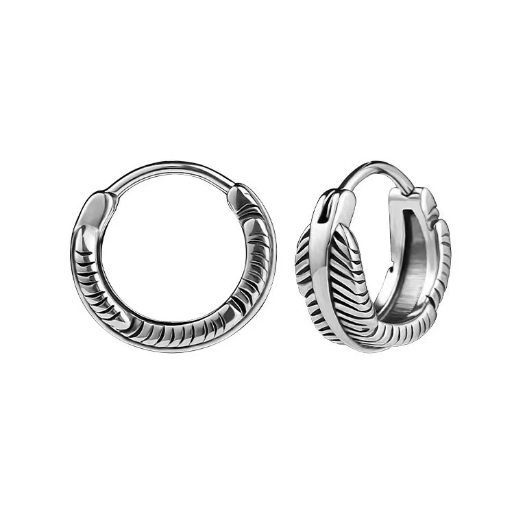 Pendientes de aro de plumas pequeños de plata punk joyería de roca acero quirúrgico hombres mujeres Foto 2 de 2