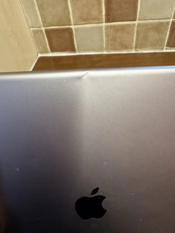 Apple iPad 2 · 64GB · Wi-Fi, photo 4 of 5