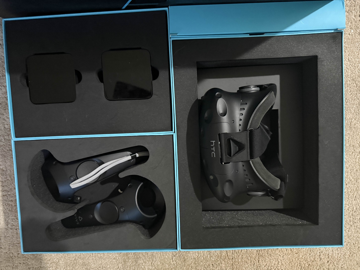 Buy HTC Vive Virtual Reality Headset System - Black (99HALN062-00