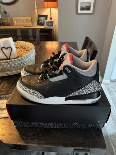 2018 Nike Air Jordan 3 Retro Black Cement Mens Size 11 Used