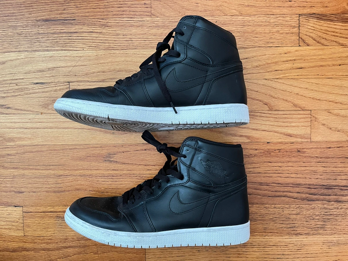 Jordan 1 Retro High OG Cyber Monday 2015 Black White 555088 066
