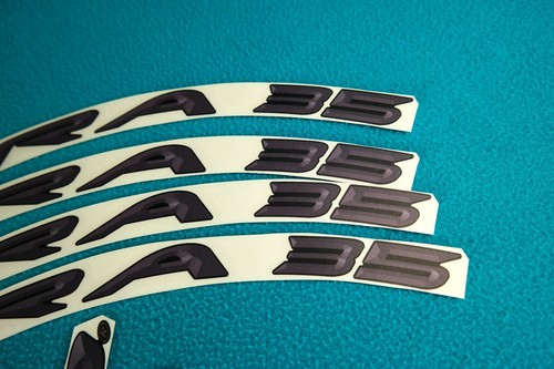 CAMPAGNOLO BORA ULTRA 35 DARK 3D DESIGN REPLACEMENT RIM DECAL SET - Afbeelding 1 van 11