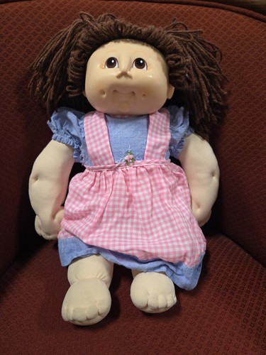 1984 Martha Nelson Thomas Cabbage Patch Doll Brown Hair Brown Eyes Nice