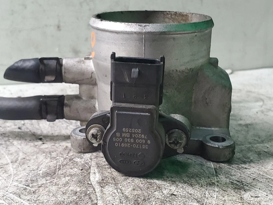 Hyundai Elantra 2008 carrocería del acelerador 2,0 L con control de crucero OEM 35100-23950 Foto 3 de 4