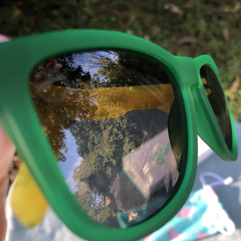 ESSES TONS INDO PARA MIM - FILME CADDY SHACK Óculos de Sol Goodr Golf Masters RARO - Imagem 2 de 4